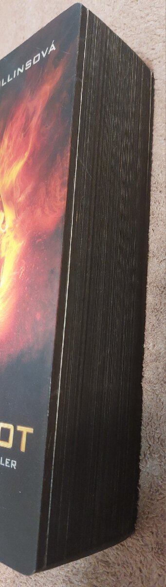 Predam zachovalu knihu Hry o zivot - trilogiu - 4