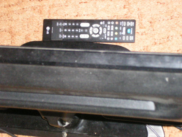 Predam LED televizor - 4