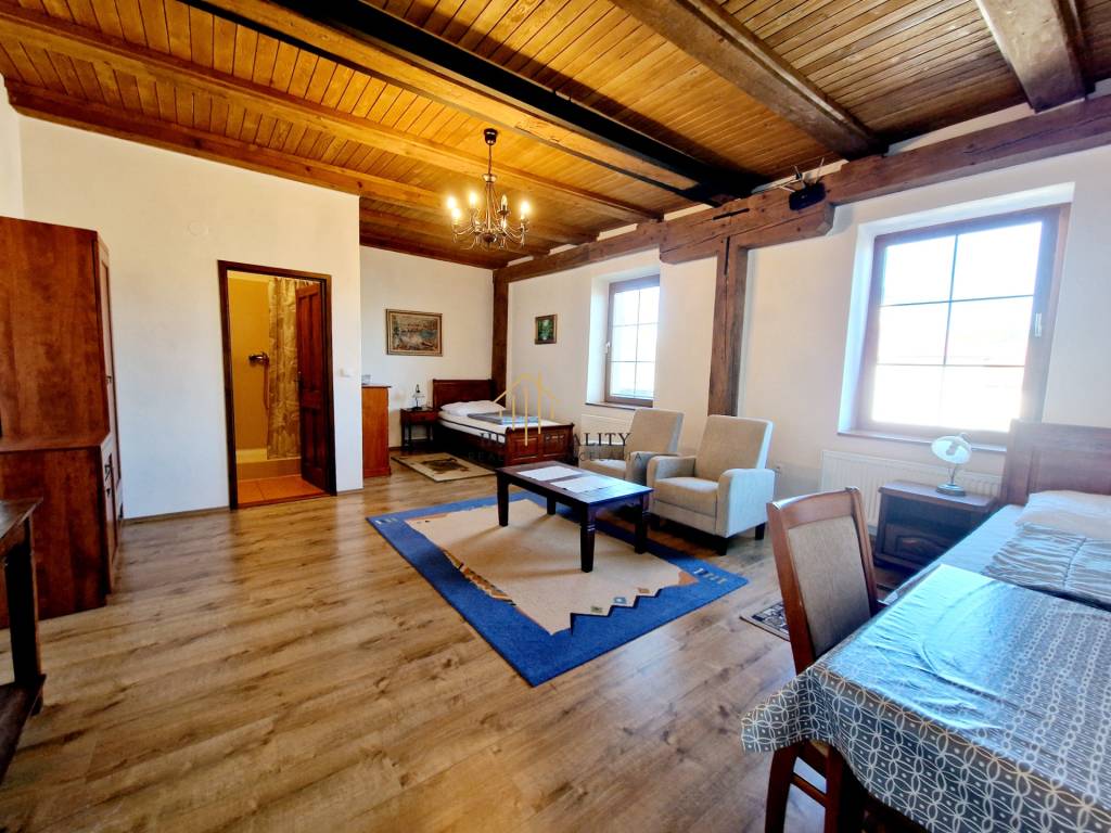 Prenájom trojizbového bytu - 4