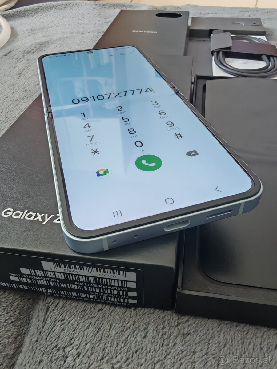 Samsung Galaxy Z flip 6 12/256 - 4