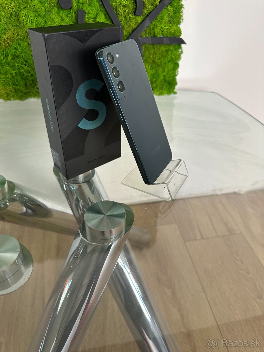 Samsung Galaxy S22 Plus - 4