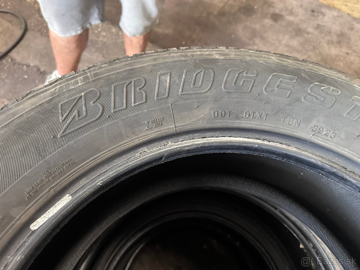 4ks Bridgestone Dueler H/T 265/60 R18 110H