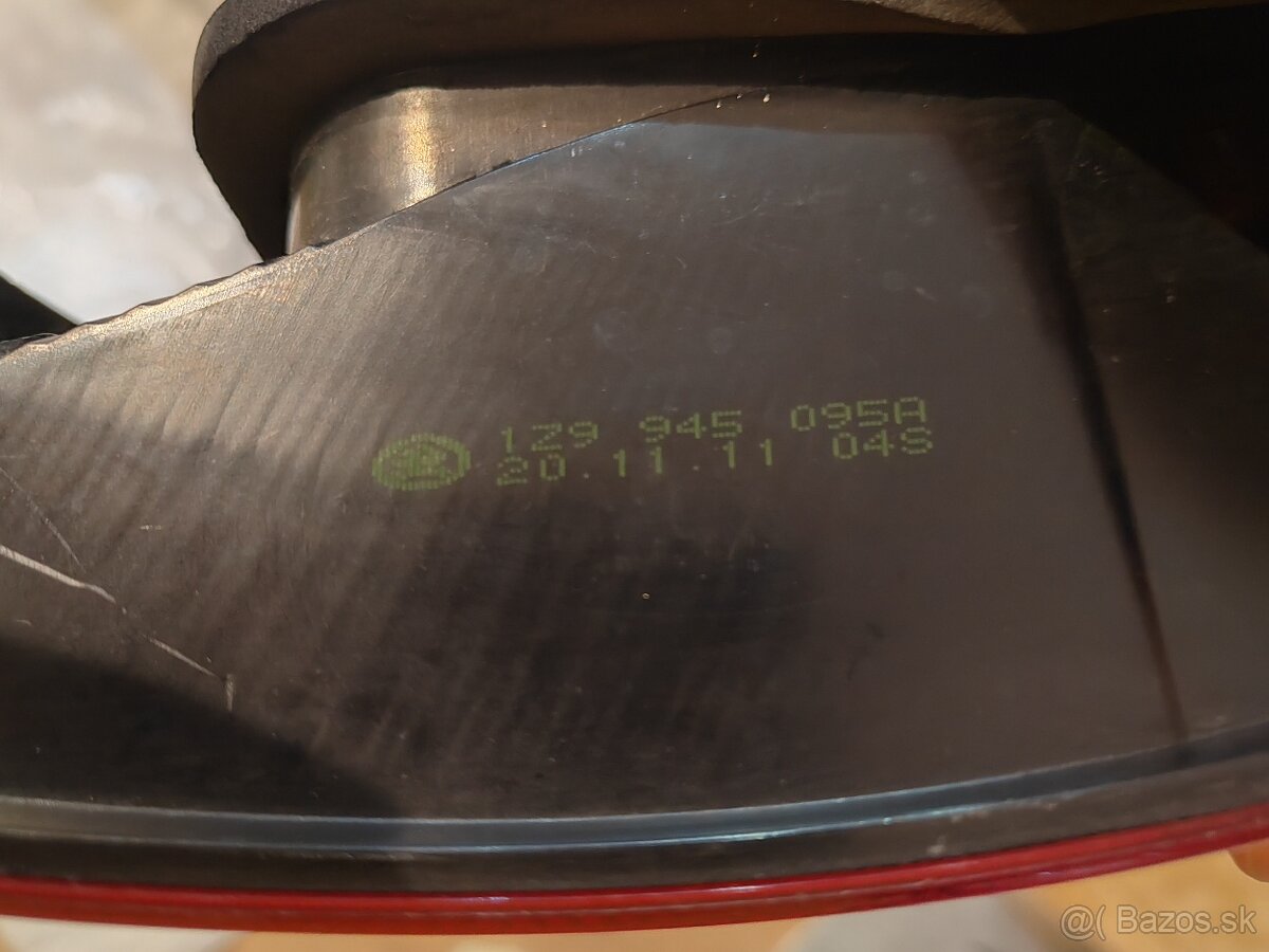 Octavia 2 combi ľavé zadné svetlá - 4