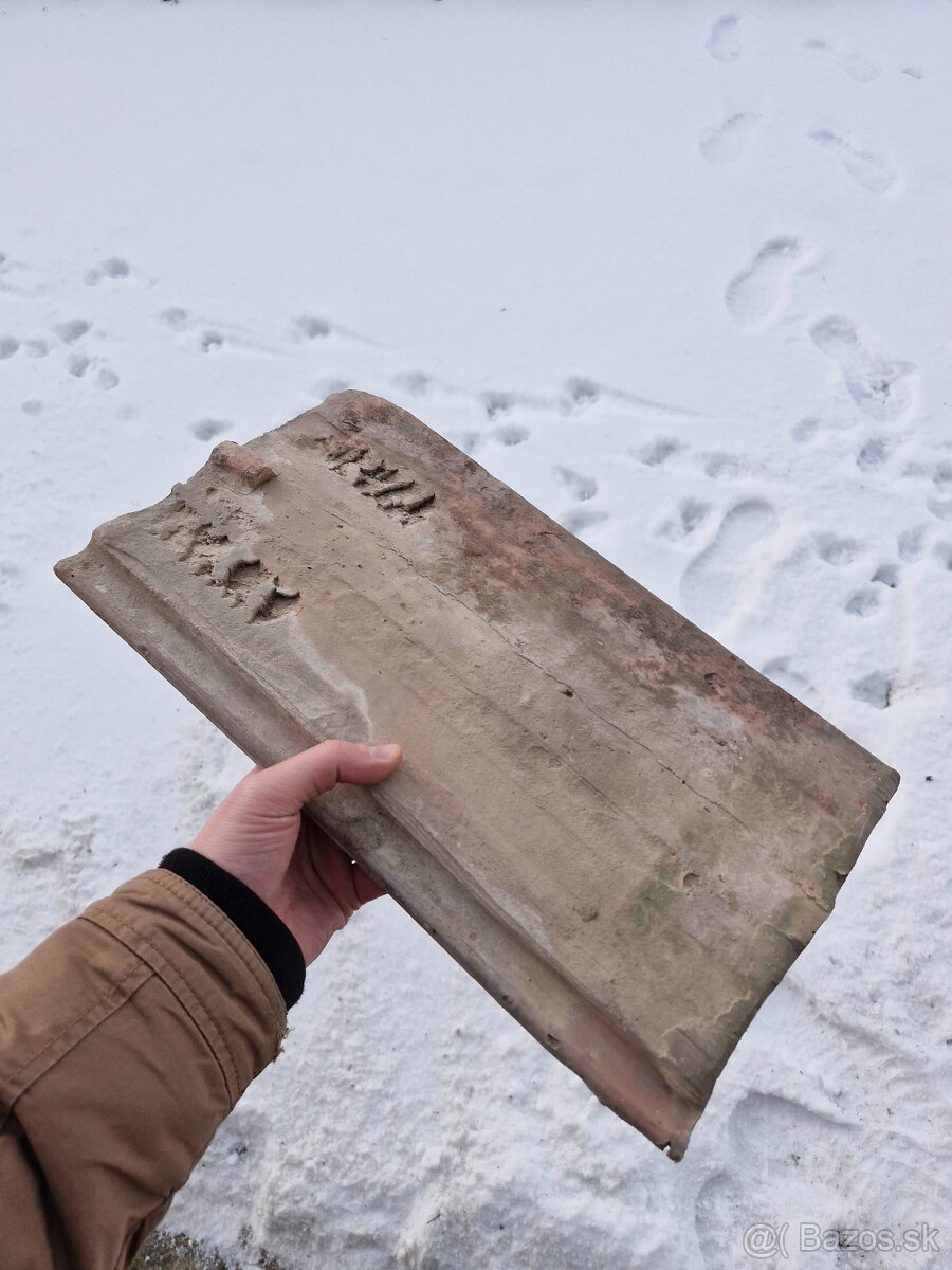 Stará palena škridla za odvoz - 4