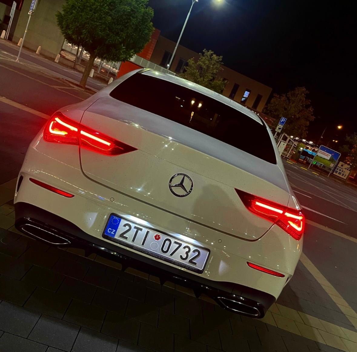 Mercedes CLA - 4