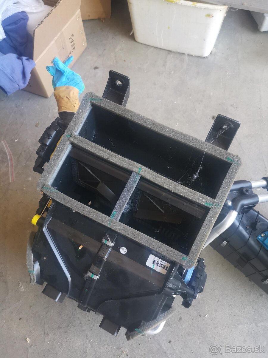 Predám komplet box z výparníkom - 4