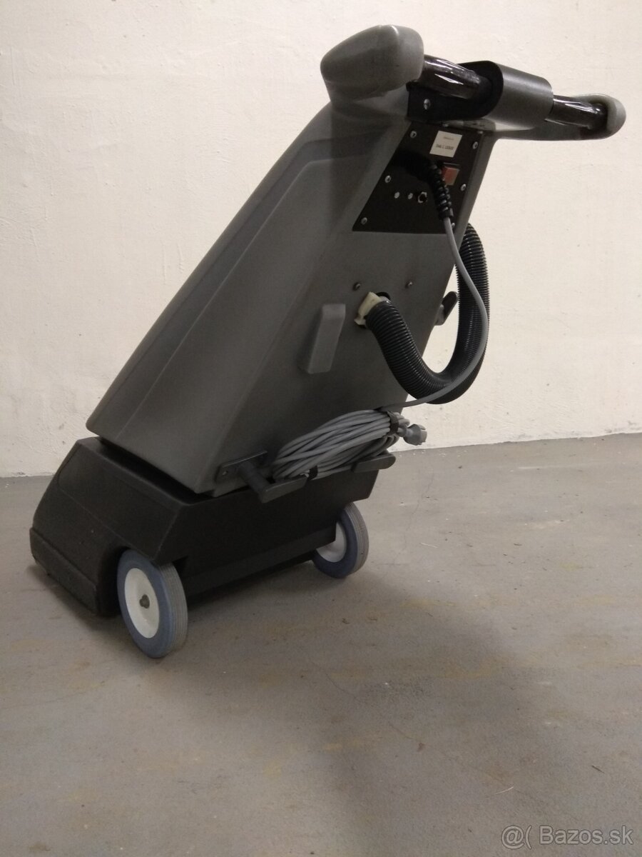 Zametací stroj NILFISK GU 700A - 4