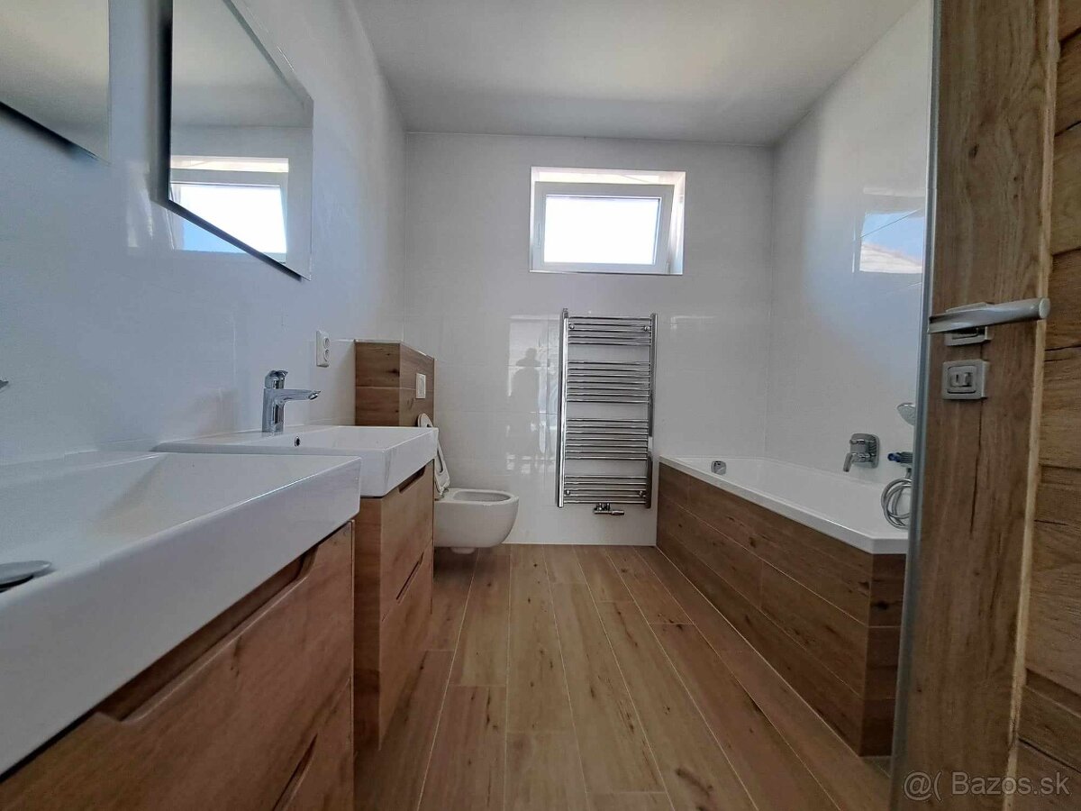 Predáme krásnu 4 izb novostavbu bungalov len 8km od NR - 4