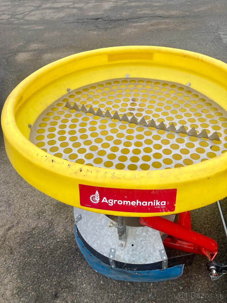 Rozmetadlo soli a posypu AG 400 - 4