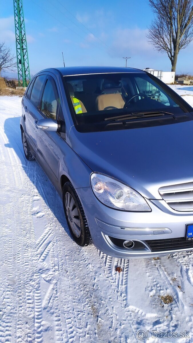 Mercedes-Benz B170 benzín - 4