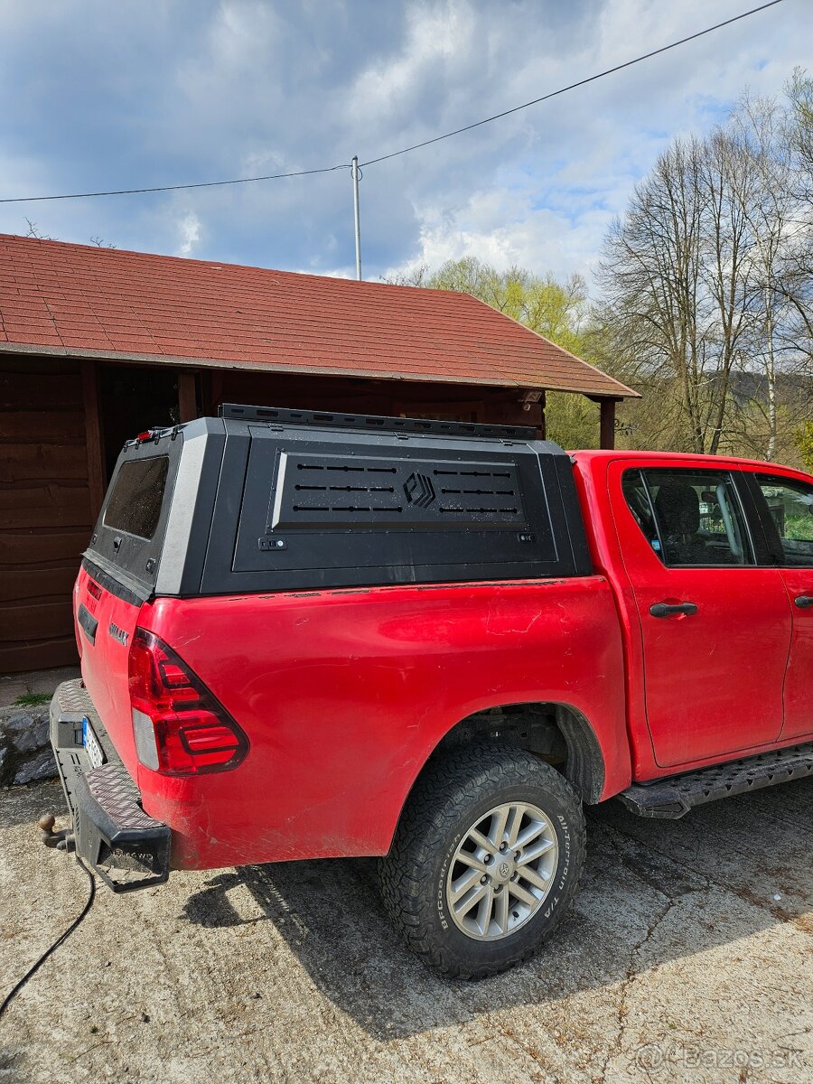 Hardtop Toyota Hilux - 4