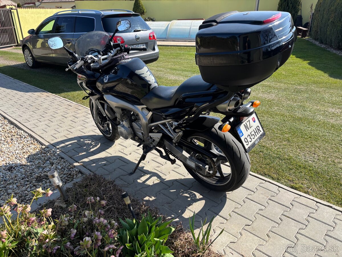 Yamaha FAZER 600 - 4