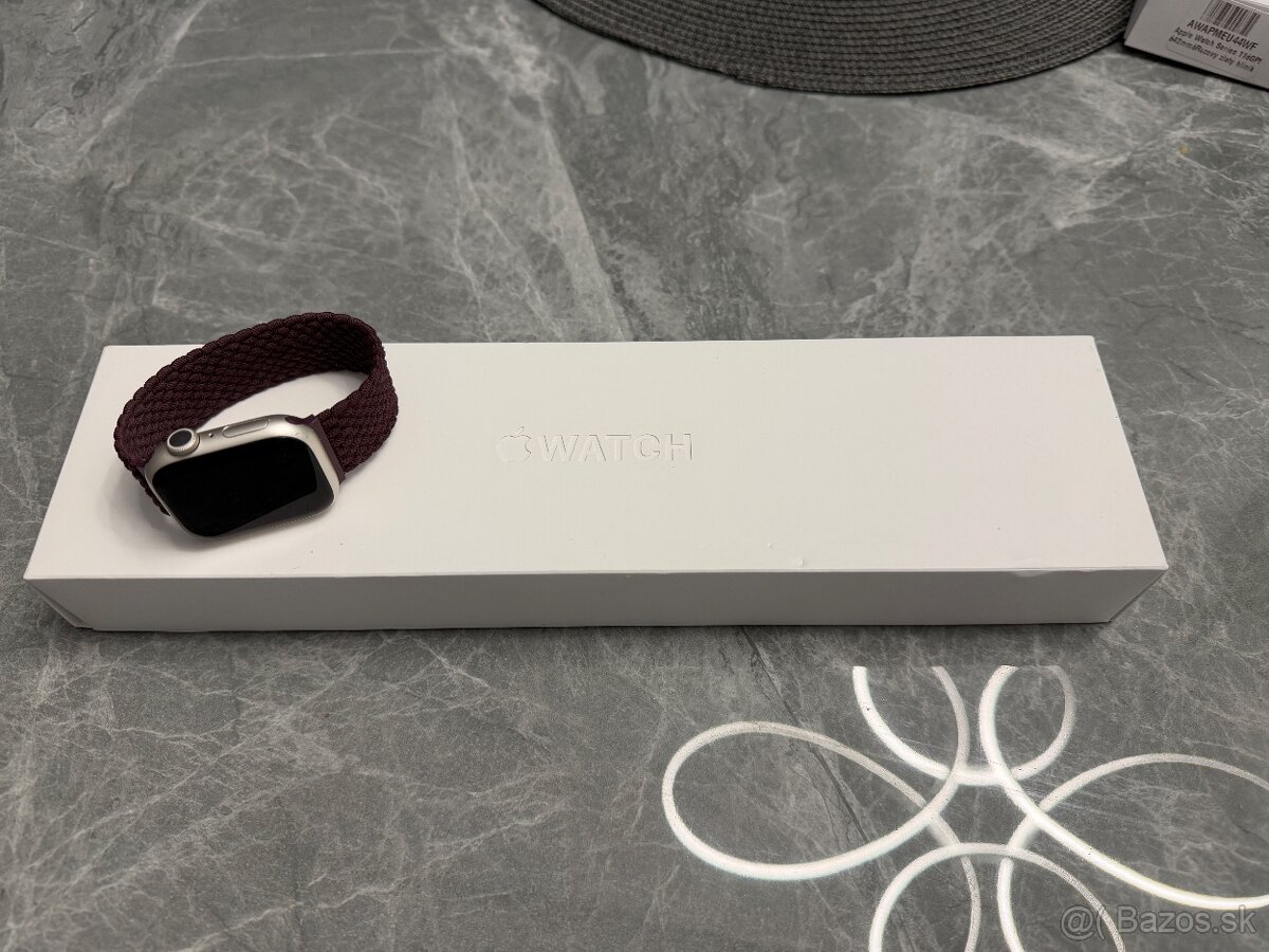 Apple Watch 8 - 4