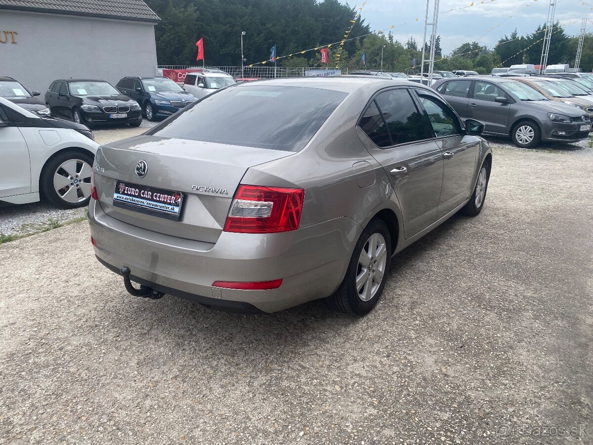 Škoda Octavia 1.6 TDI Ambition - 4