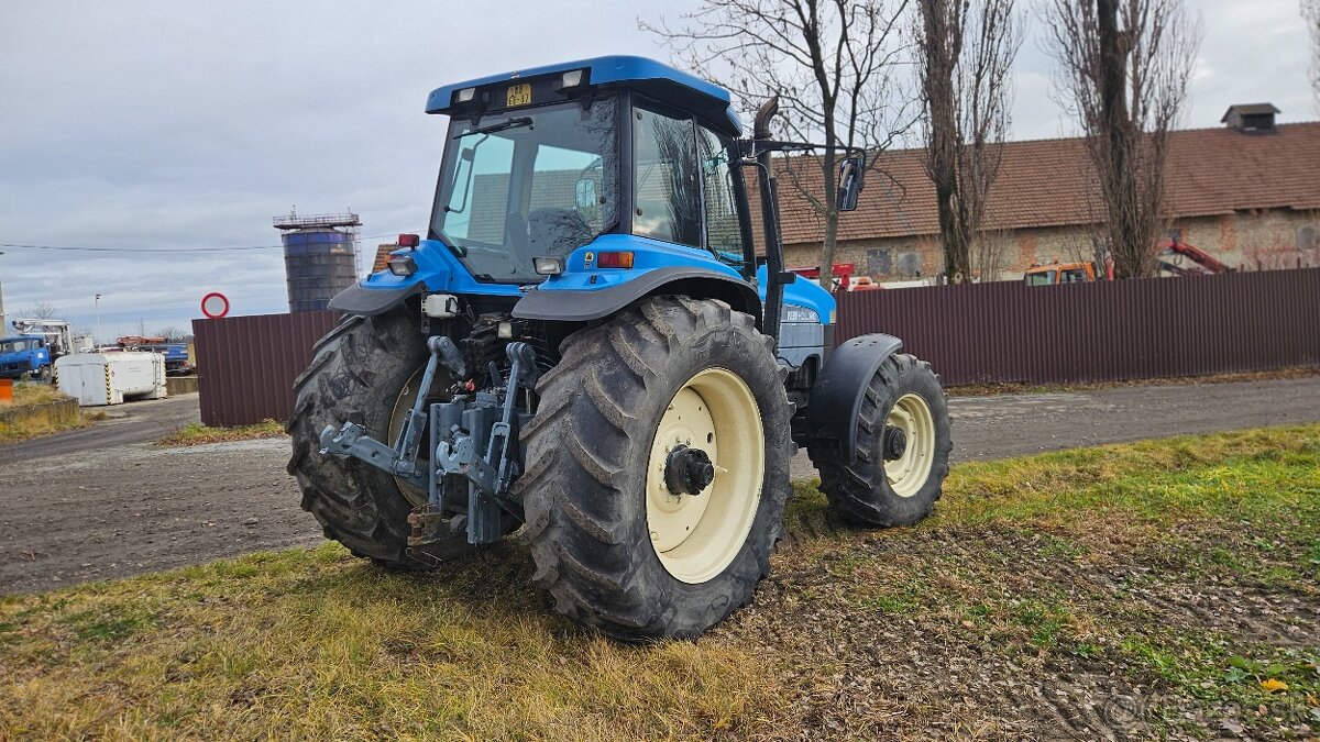 Traktor New Holland 8870 - 4