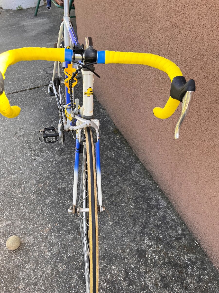 Favorit - cestný bicykel - 4