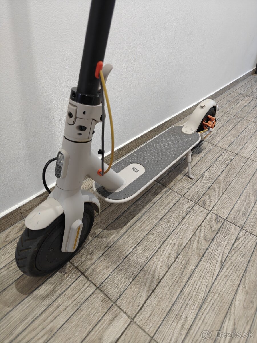 Xiaomi Electric Scooter 3 - 4