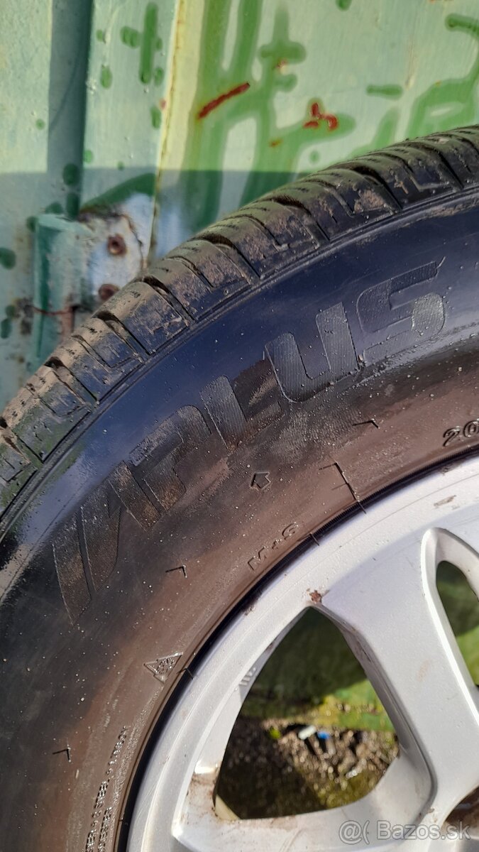 Pneumatiky 205/70r15 - 4