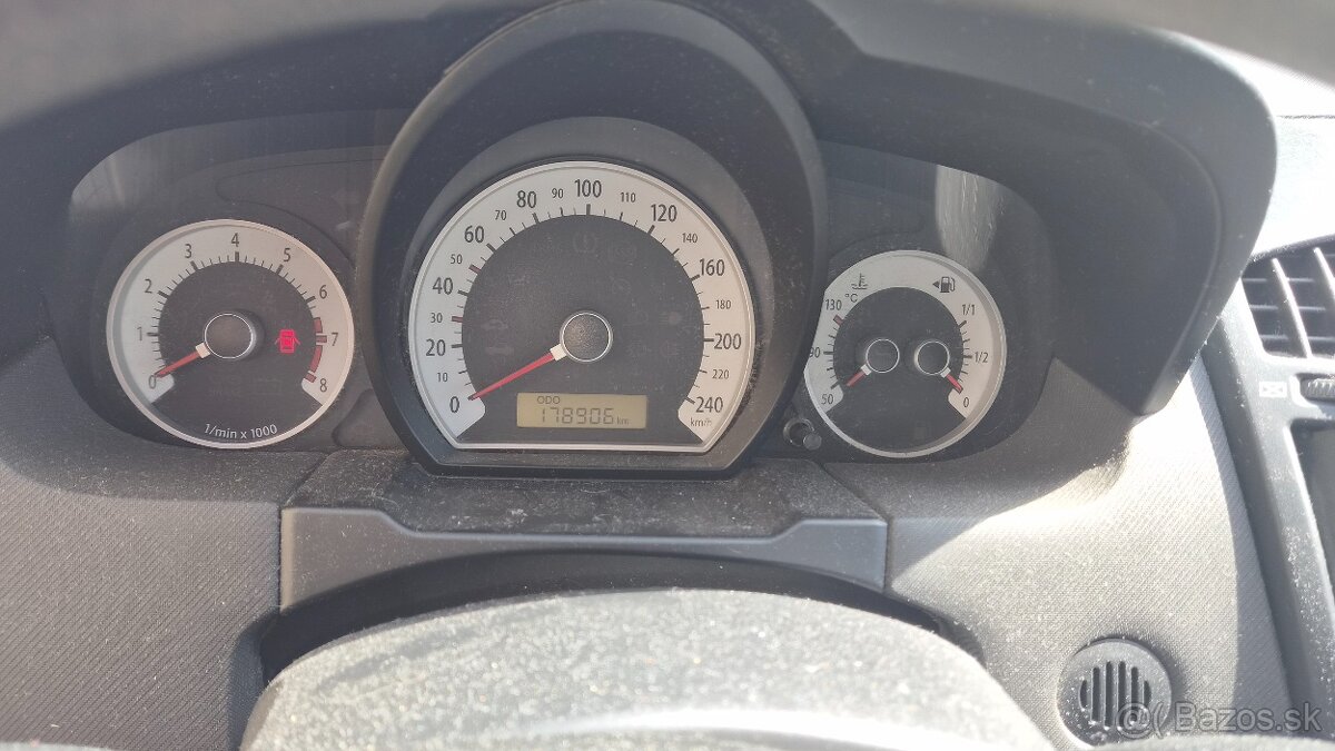 Predám kia ceed - 4