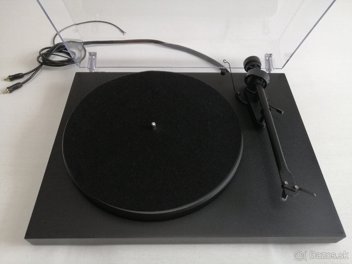 PRO-JECT DEBUT III - HIFI gramofón - 4
