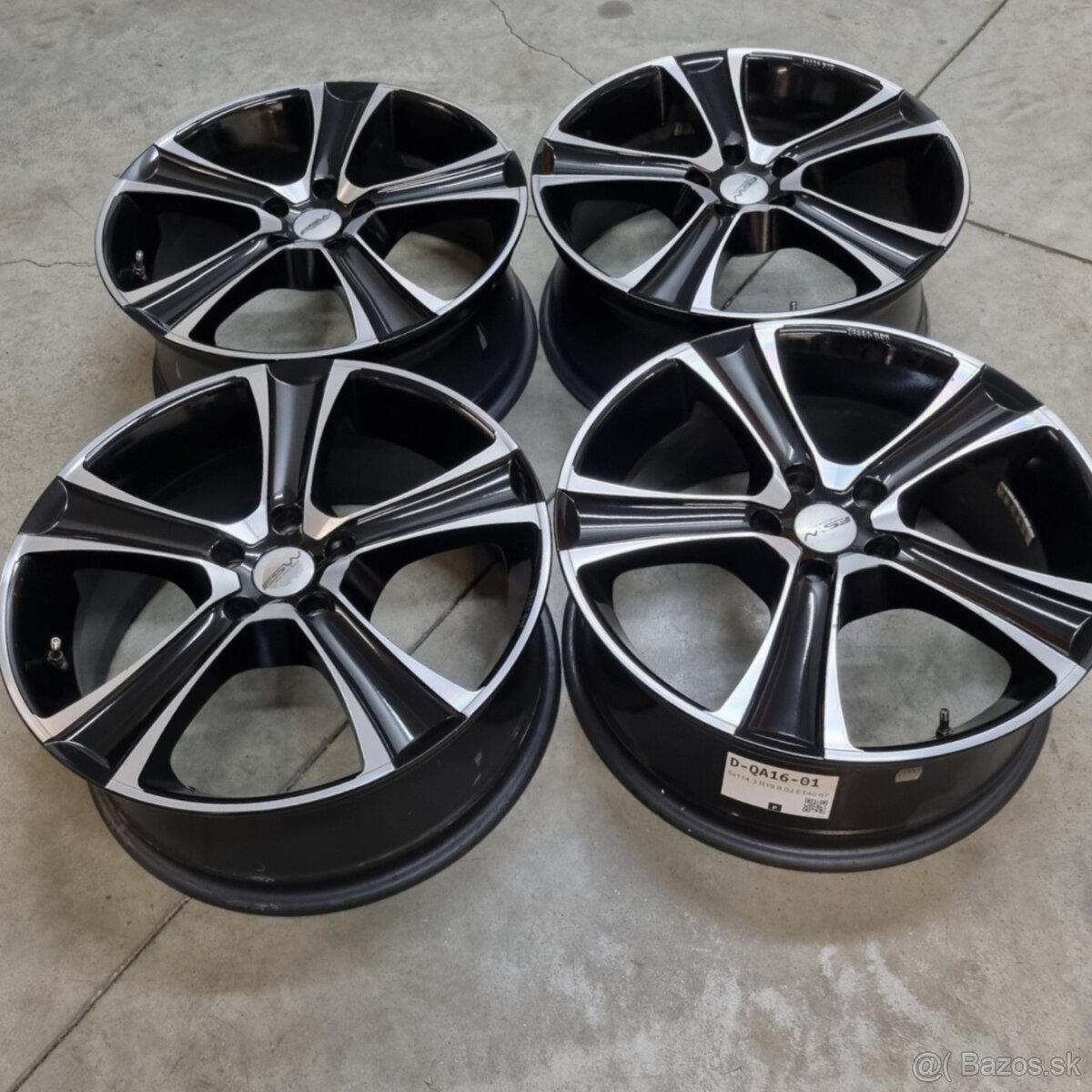 Hliníkové disky 5x114,3 R19 8J ET40 - 4