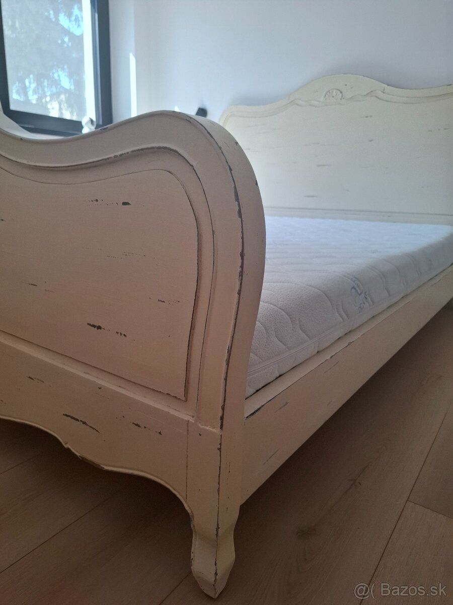 Rustikálna drevená posteľ s matracom - 4