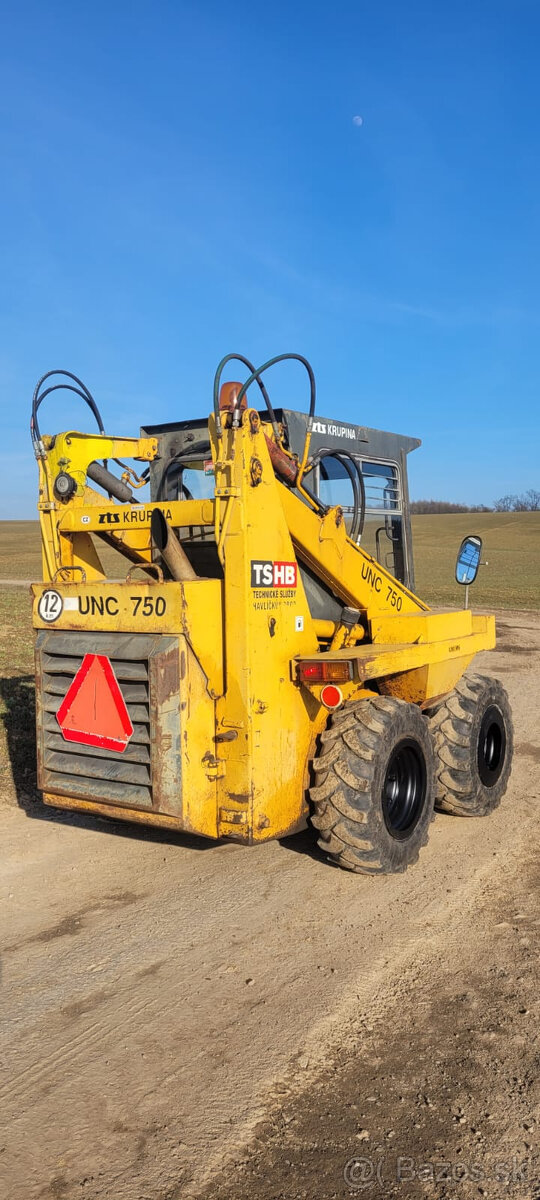 UNC 060 Locust 750 - 4