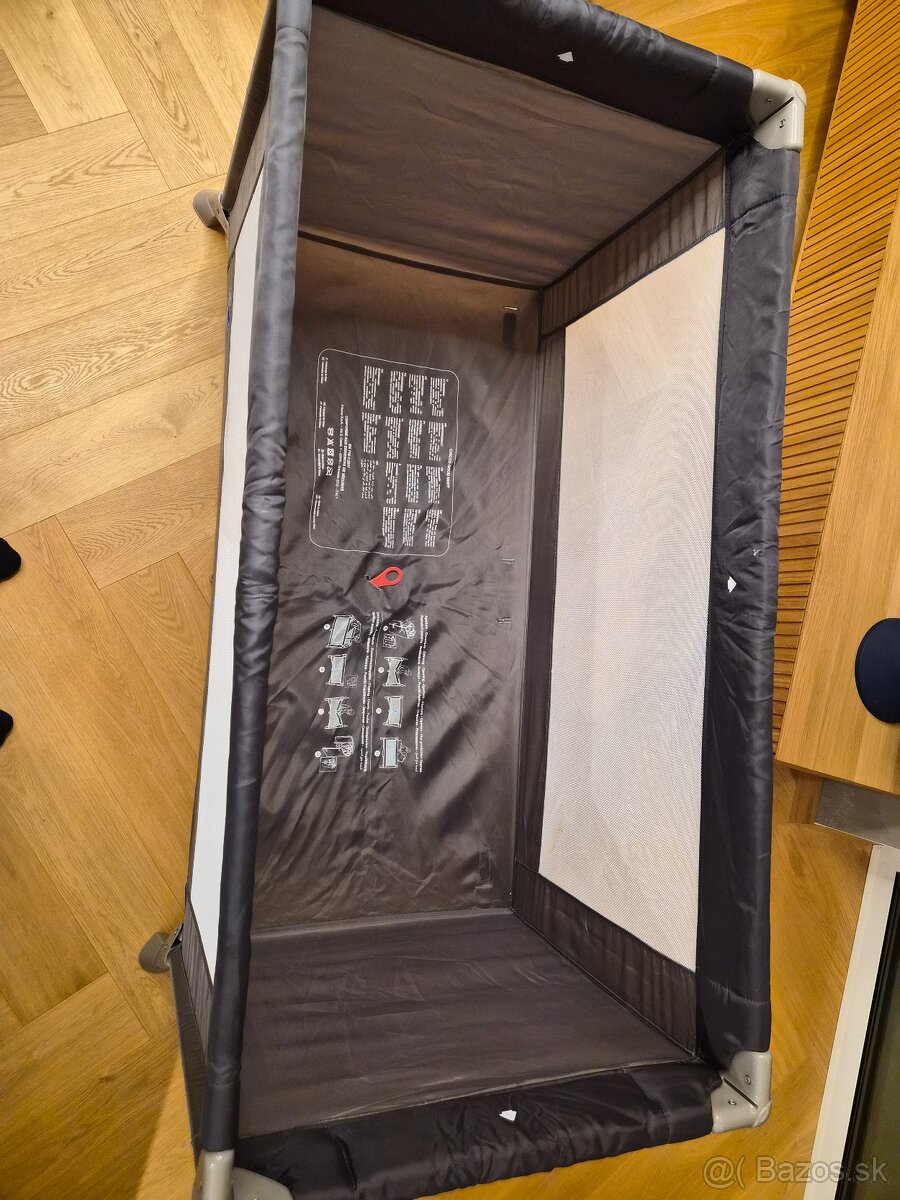 Cestovná postieľka Chicco + matrac - 4