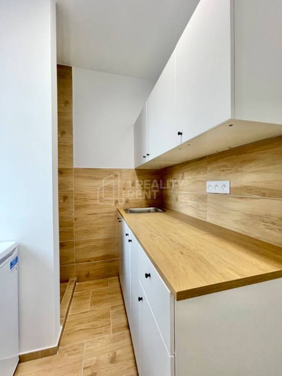 Polyfunkčná budova v centre Žiliny na predaj - 4