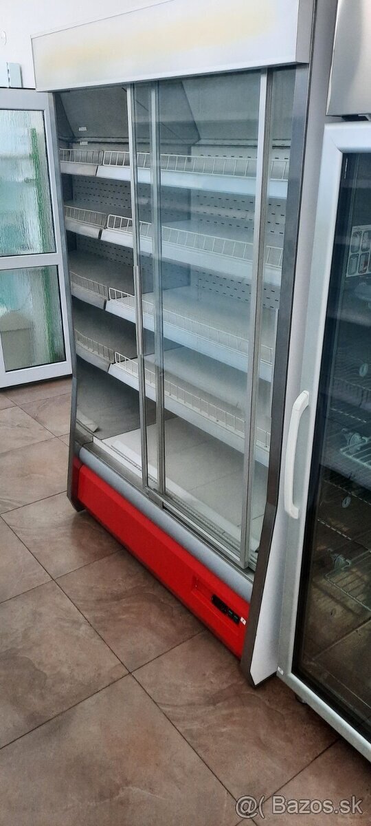 PREDÁM REGÁLY A VYBAVENIE PREDAJNE POTRAVÍN A MÄSIARSTVA - 4
