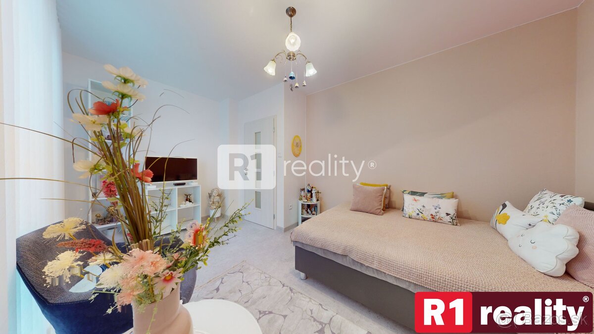 Dvojdom "SpA 24" /2 x 4 izbové byty s vlastným pozemkom/dv - 4