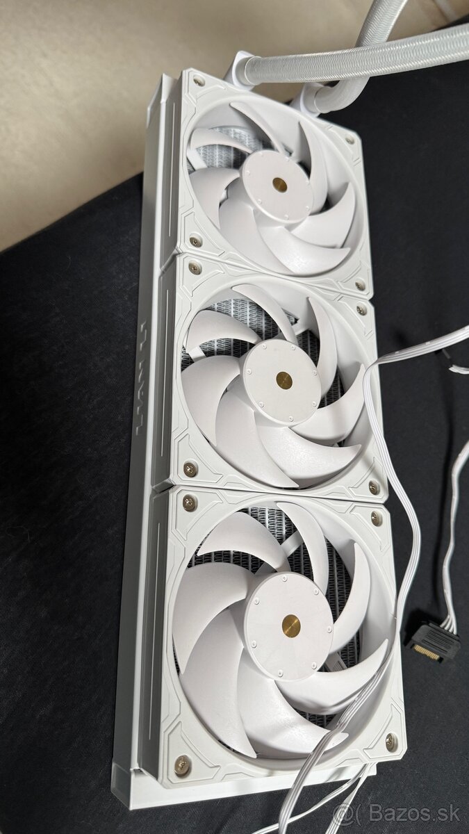 Lian Li GALAHAD II 360 Trinity Performance (White) - 4