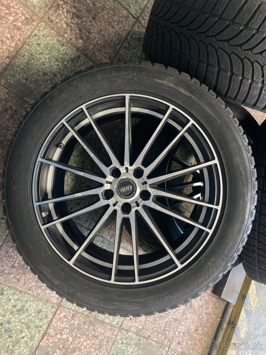 Predám peknú zimnú sadu kolies DOTZ r20 na audi Q7 - 4