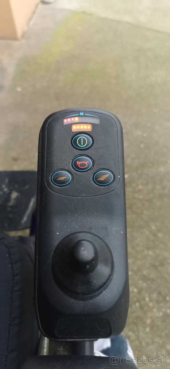 Elektrický invalidný vozík - 4