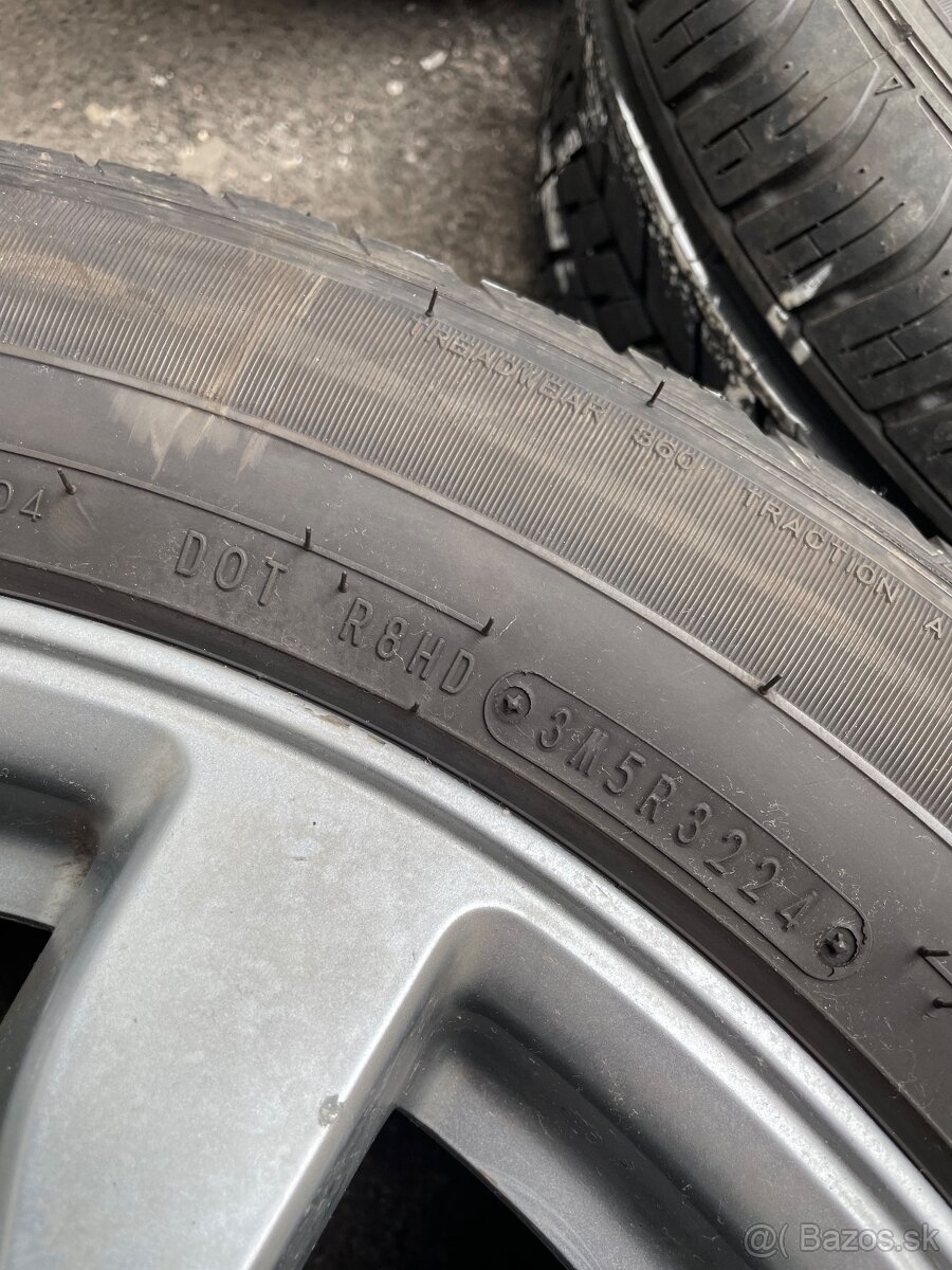 Honda 5x114,3 225/60R18 100H - 4