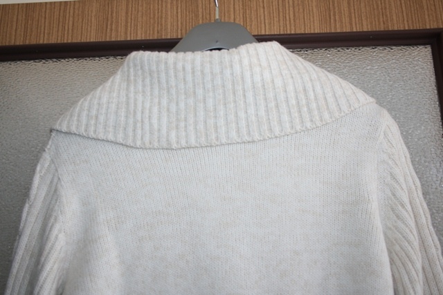 Dámsky sveter č. 46 - 4