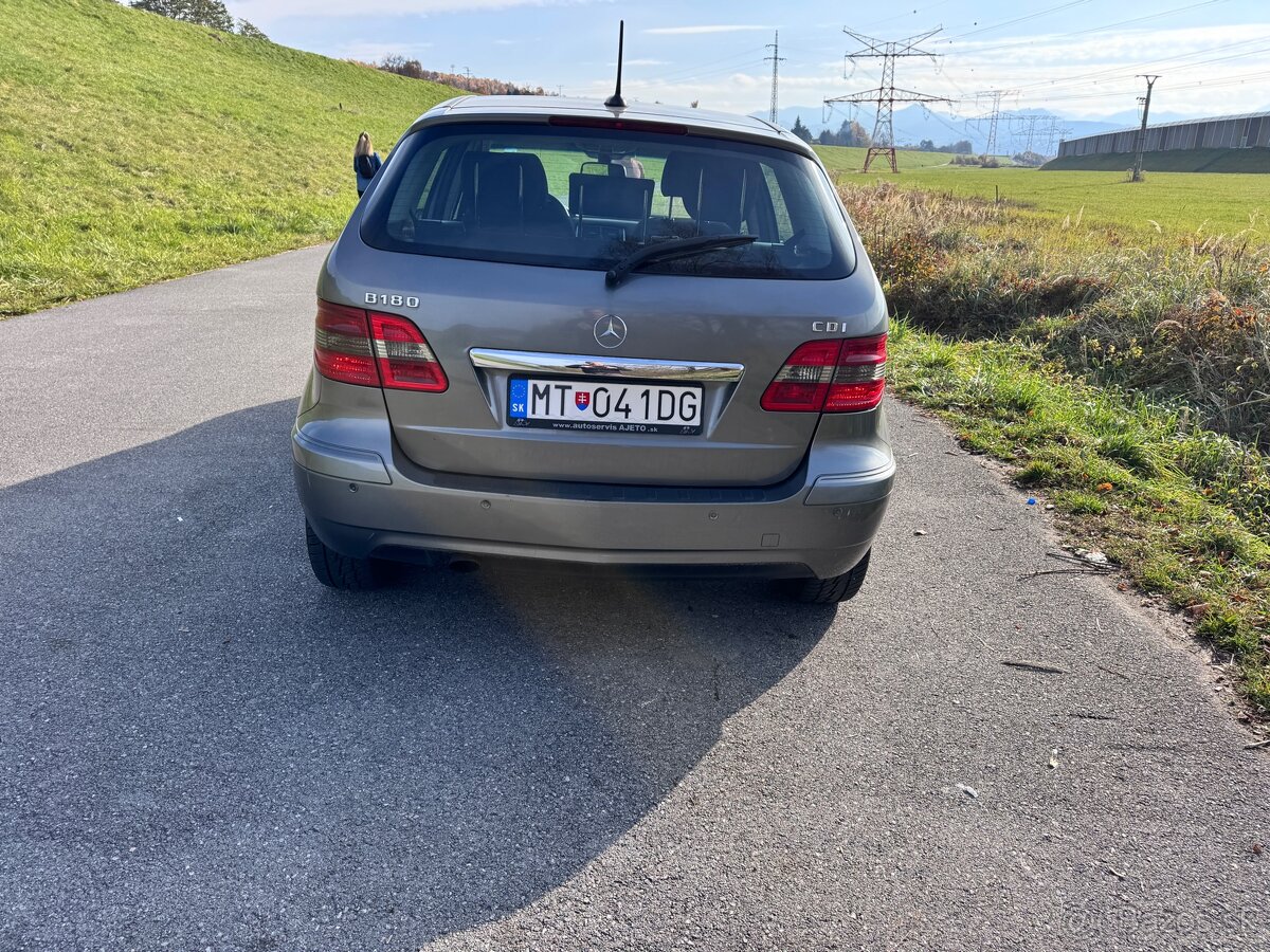 Mercedes B 180cdi - 4