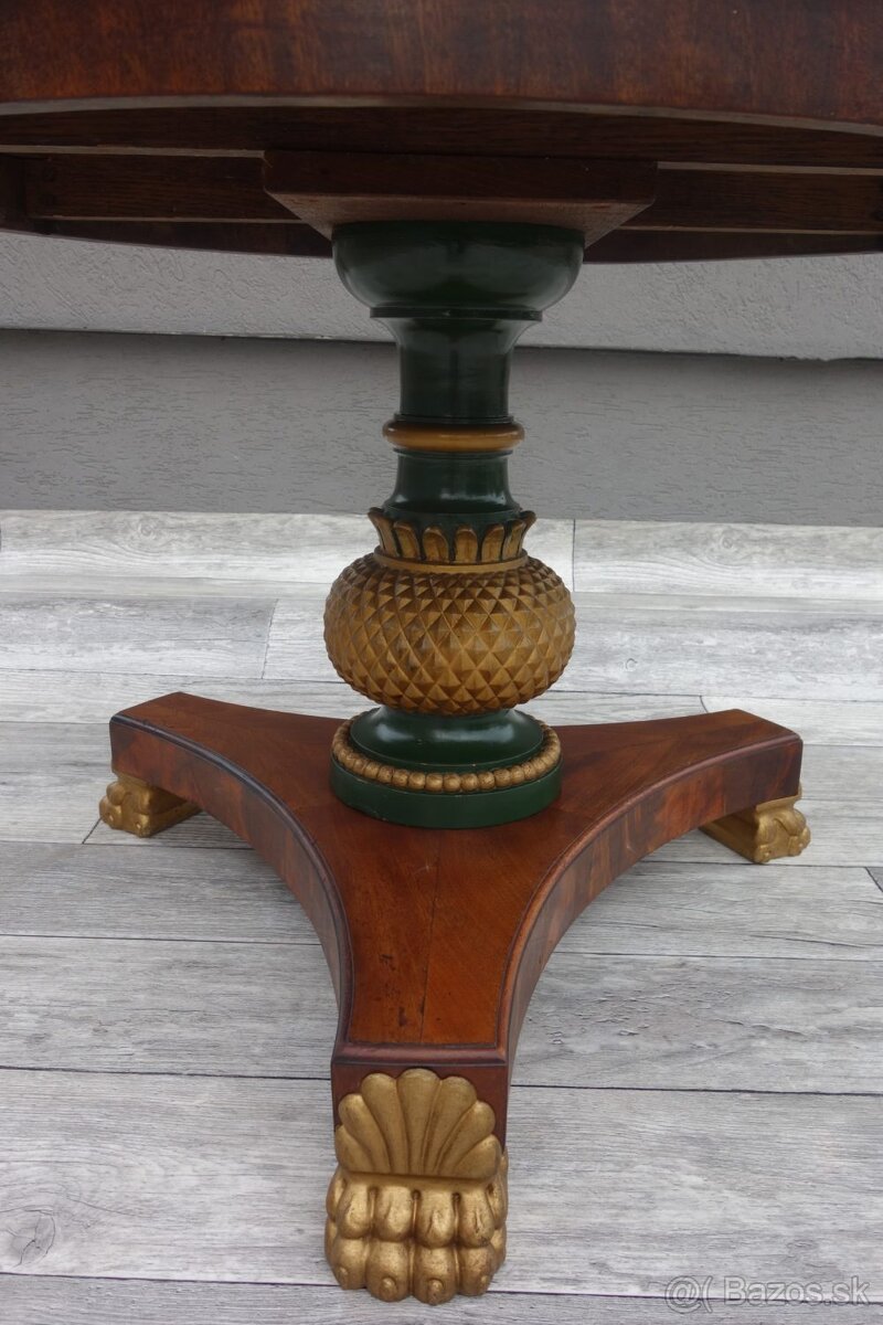 Stolík konferenčný okrúhly – neoklasický . - 4