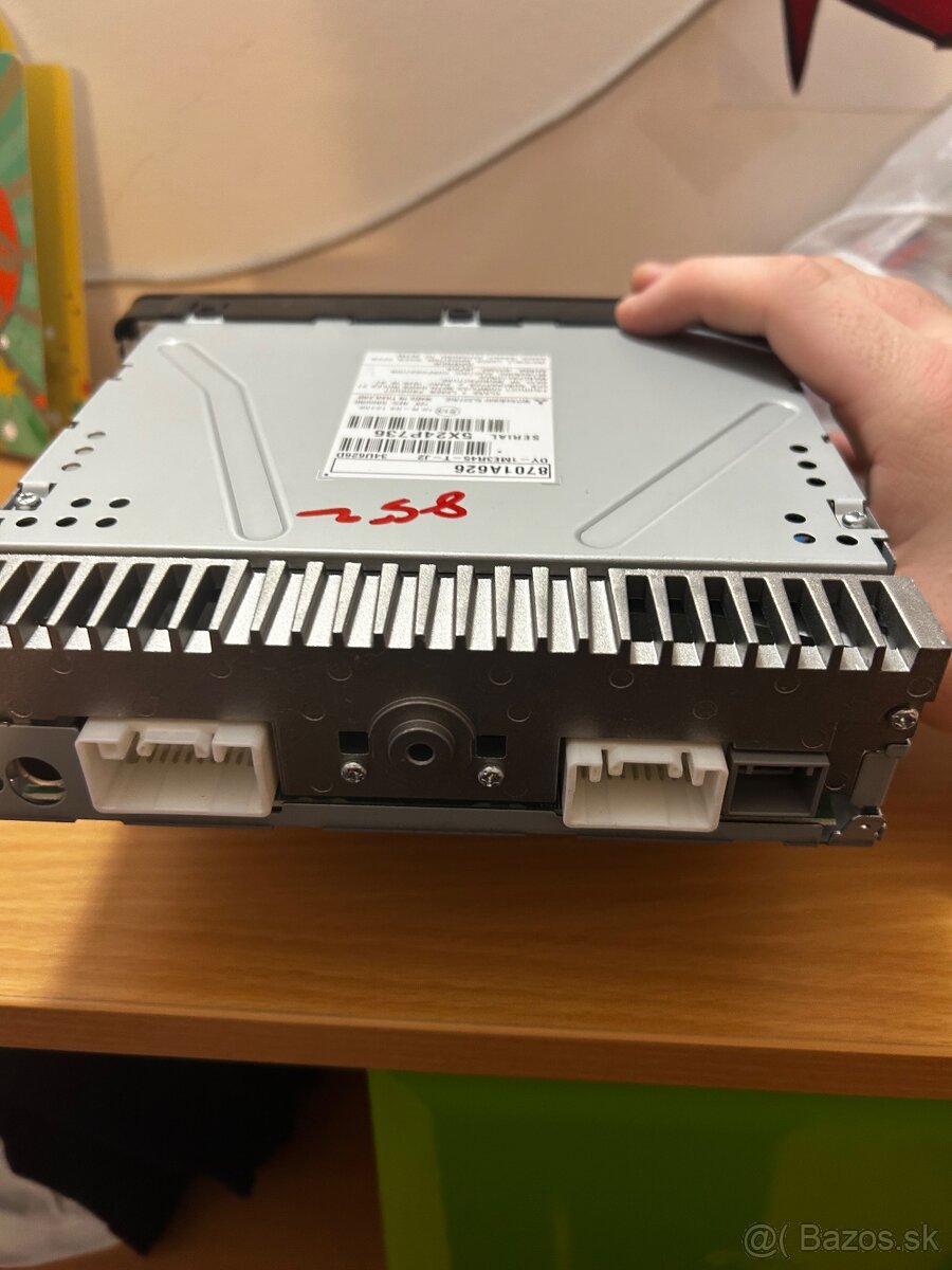 Predam autoradio z mitsubishi - 4