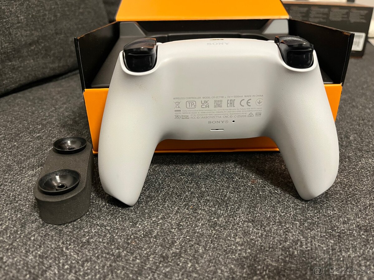 Sony DualSense (PS5) - 4