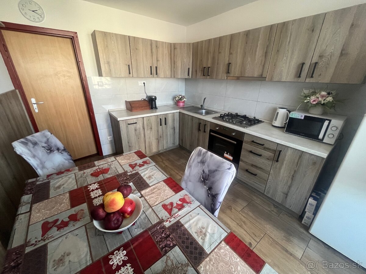 3 izb. byt, L. Novomeského, BJ - 4