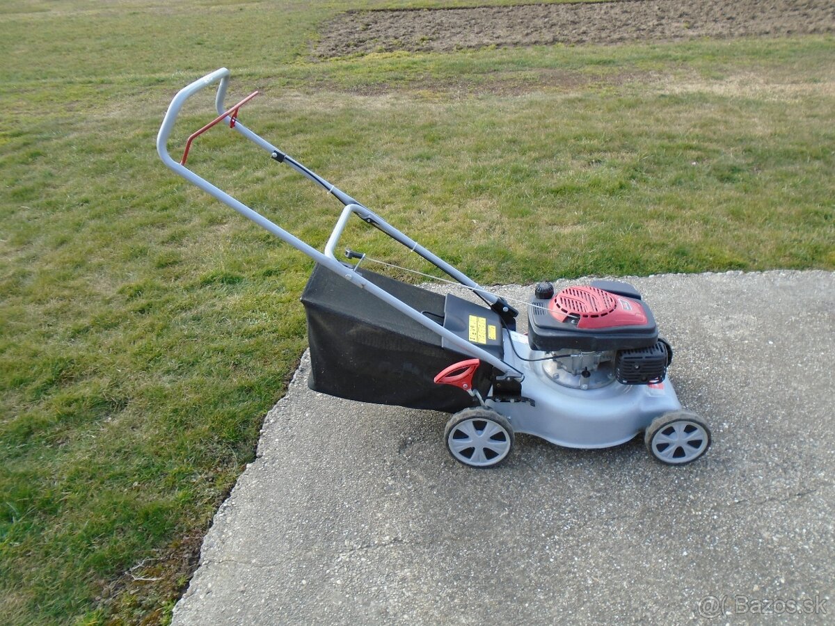 Benzínová kosačka AL-KO - 4