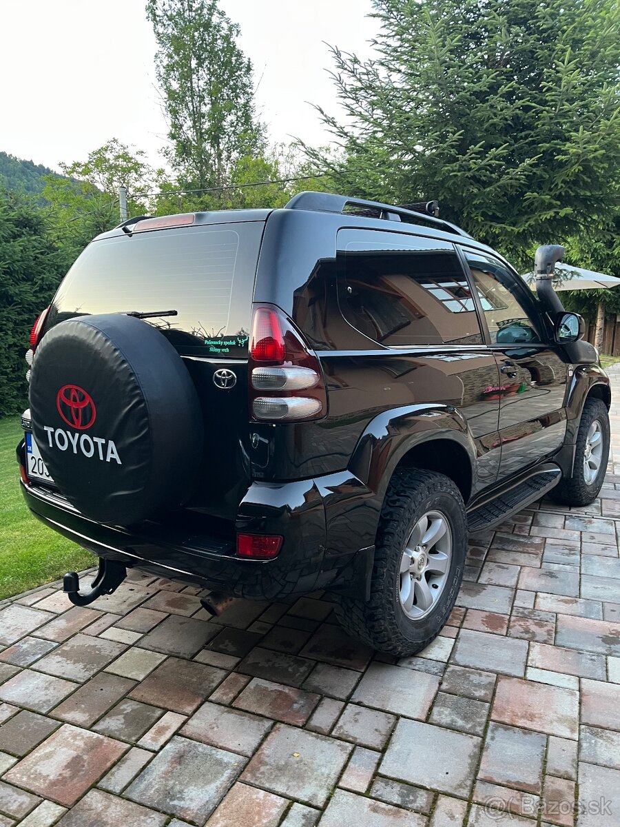 TOYOTA LAND CRUISER 120 3.0 DIESEL 3.DVEROVA TOP