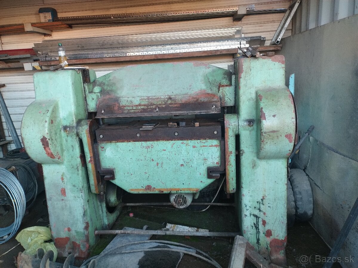 Vypredaj zamočnickej dielne - 4