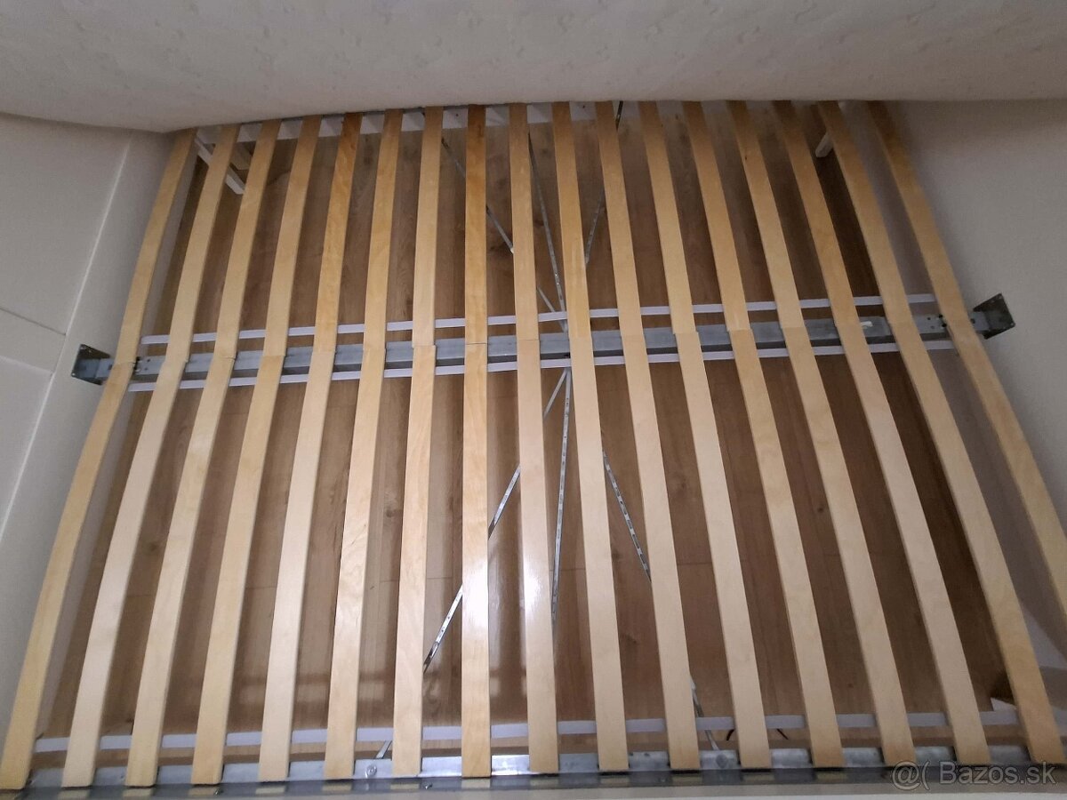 Hemnes Ikea 160x200 s matracom a roštom - 4