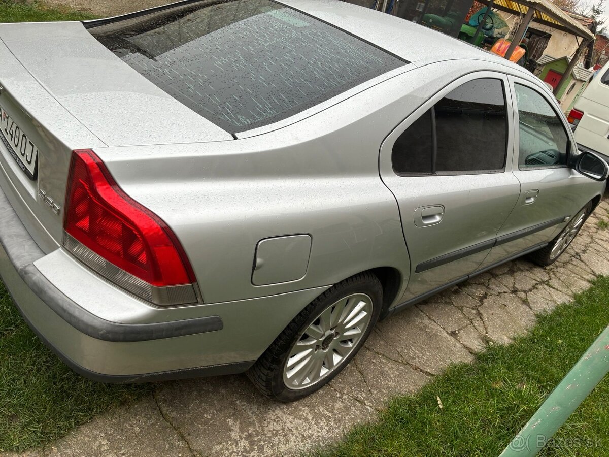 Volvo S60 - 4
