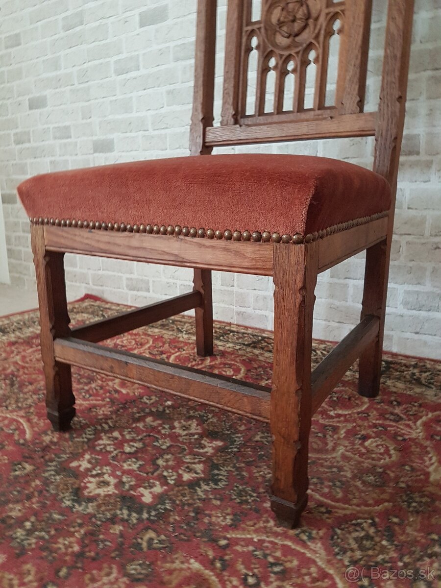 Starožitný nabytok - 4