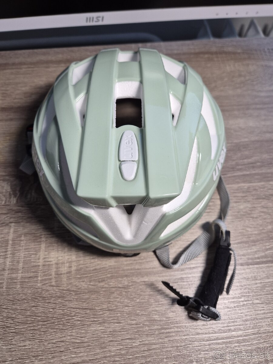 Cyklistická prilba uvex i-vo 3D - 4