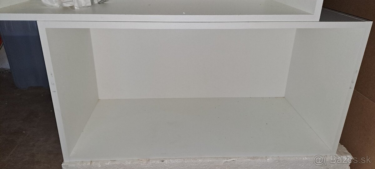 Komoda a Skrinky - 4