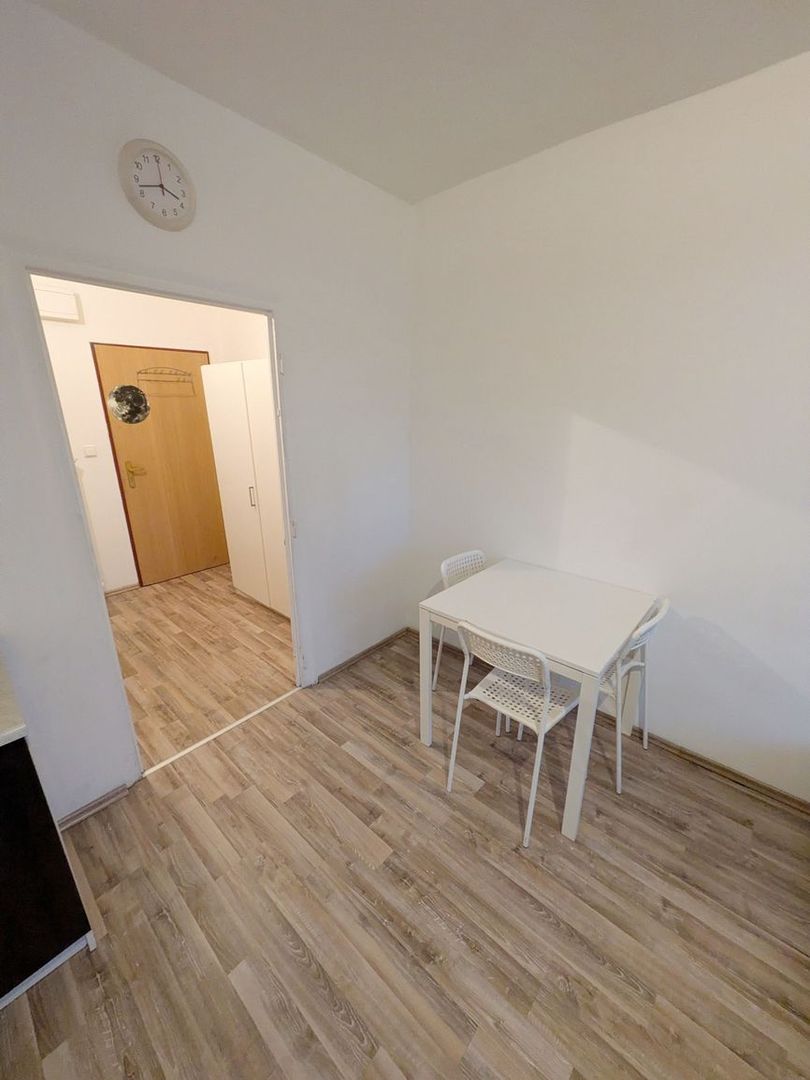 Menší bytík na prenájom, čiastočne zariadený..ihneď volný - 4